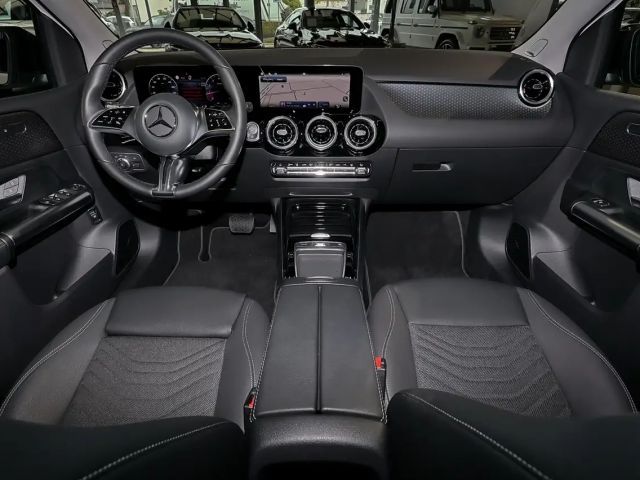 Mercedes-Benz B 200 AHK+PANO+STANDHEIZ+DISTRONIC+360°+18"+HIFI