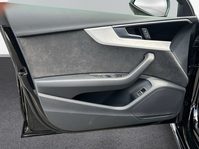 Audi A4 35 TFSI Avant S-Tronic