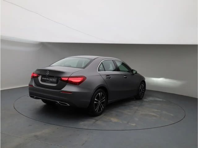 Mercedes-Benz A 200 Progressive