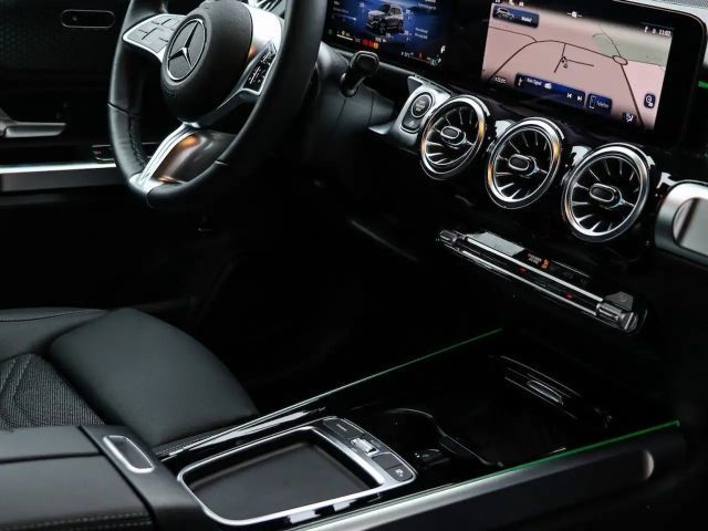 Mercedes-Benz GLB 200 4MATIC GLB 200 d