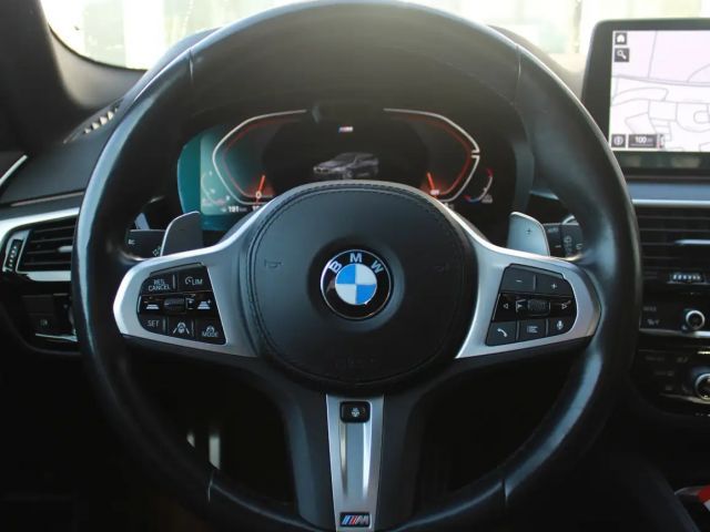 BMW 520 520d M-Sport Touring