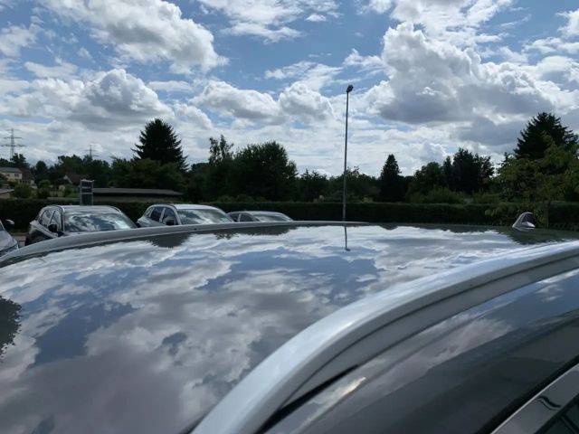 Renault Koleos Initiale Paris