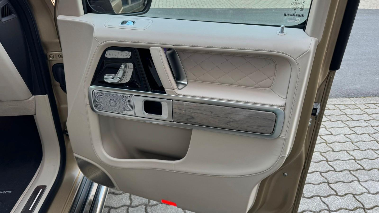 Mercedes-Benz AMG G DISTR,BURM,Superior,PerformanceP.,22",