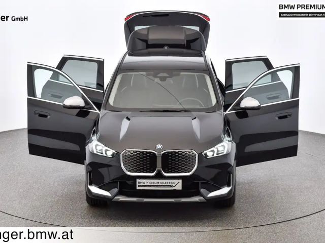 BMW iX1 xDrive30