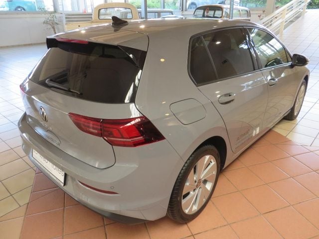 Volkswagen Golf 1.5 TSI Golf VIII Life