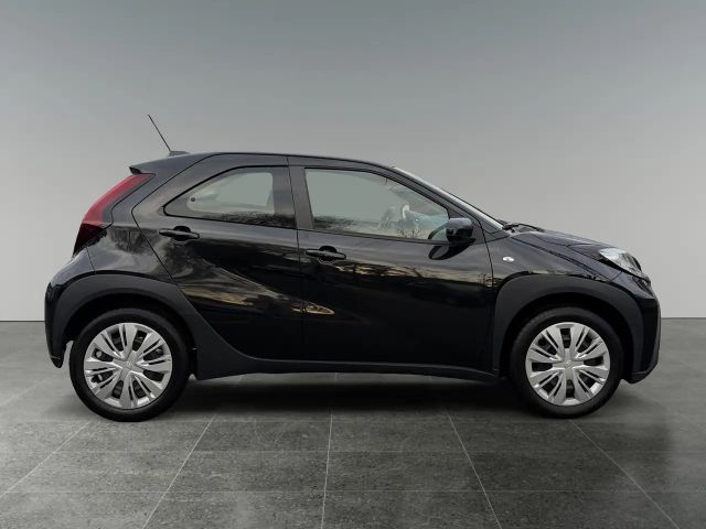 Toyota Aygo X Hatchback Play