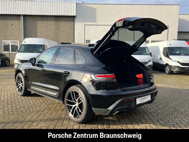 Porsche Macan BOSE Luftfederung 20-Zoll Panoramadach LED