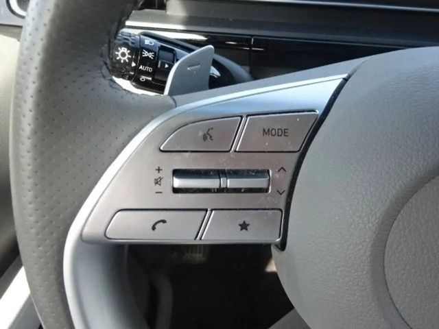 Hyundai Staria Signature