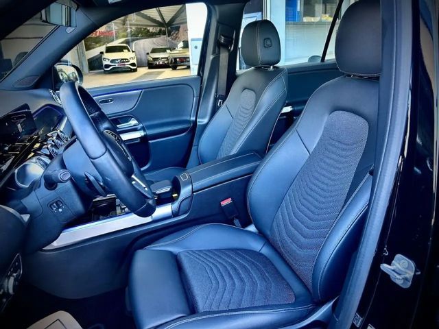 Mercedes-Benz EQB 300 4MATIC