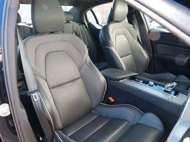 Volvo S60 Dark Plus