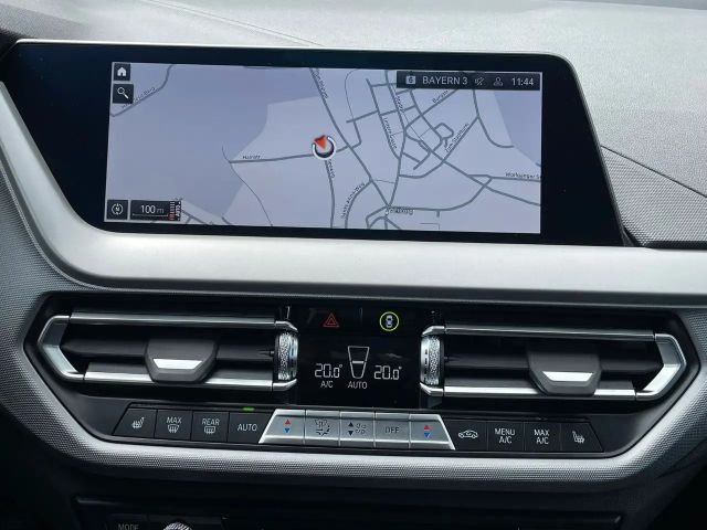 BMW 116 116i 5-deurs Sedan