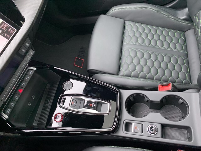 Audi RS3 Quattro S-Tronic Sedan