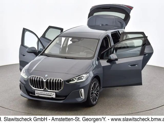 BMW 218 218d Active Tourer Sedan