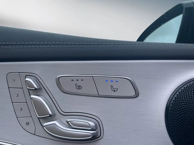 Mercedes-Benz E 220 4MATIC AMG Line