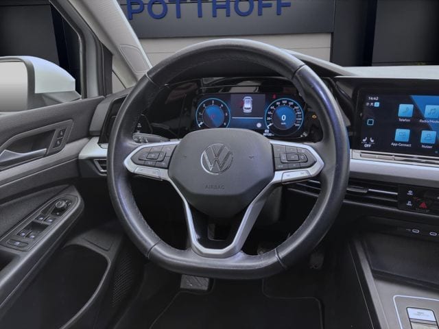 Volkswagen Golf 2.0 TDI DSG Life Variant