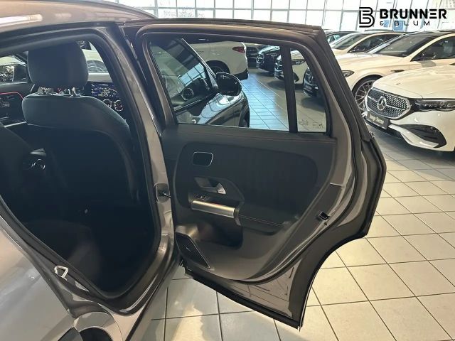 Mercedes-Benz EQA 350 4MATIC AMG Line