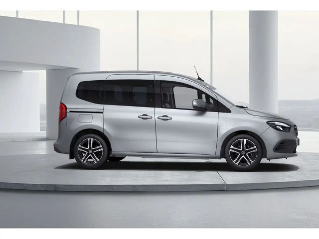 Mercedes-Benz T 180 T 180 Standard Aut. Navi Cam SHZ LED