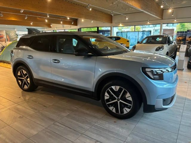 Ford Explorer Extended range