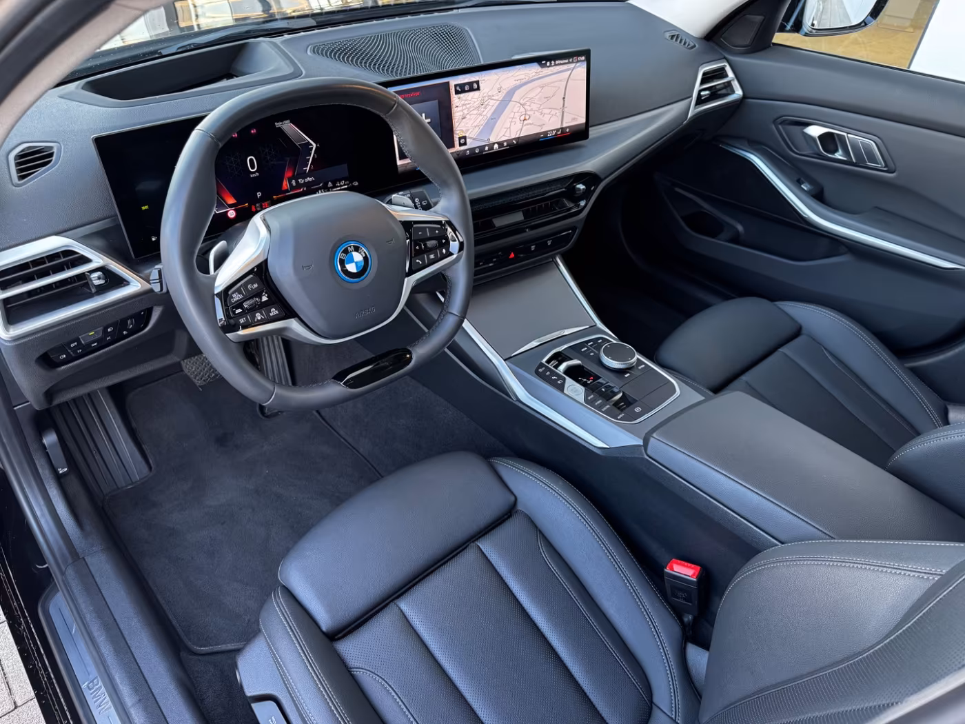 BMW 330 330e Touring