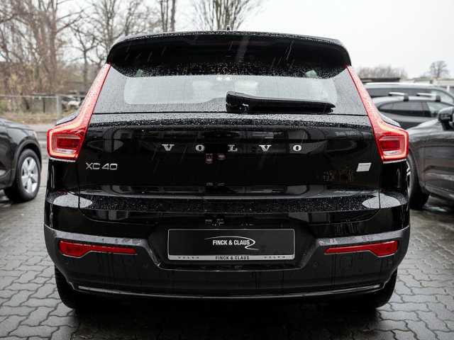 Volvo XC40 Core Recharge