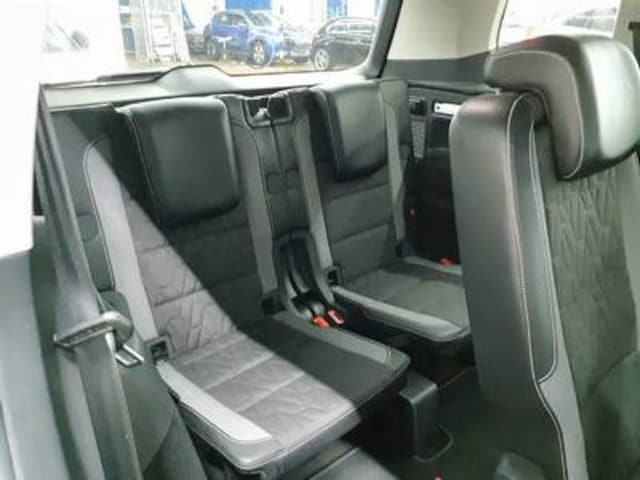 Volkswagen Touran 1.5 TSI DSG IQ.Drive