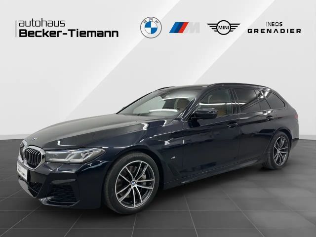 BMW 530 530d M-Sport Touring xDrive