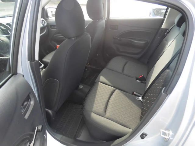 Mitsubishi Space Star Star