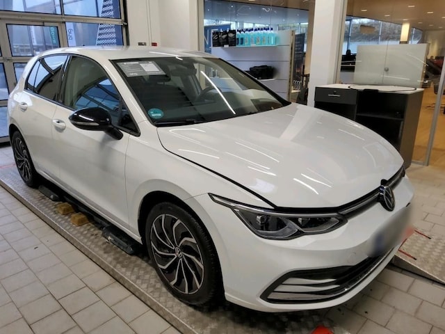 Volkswagen Golf 1.5 TSI Plus