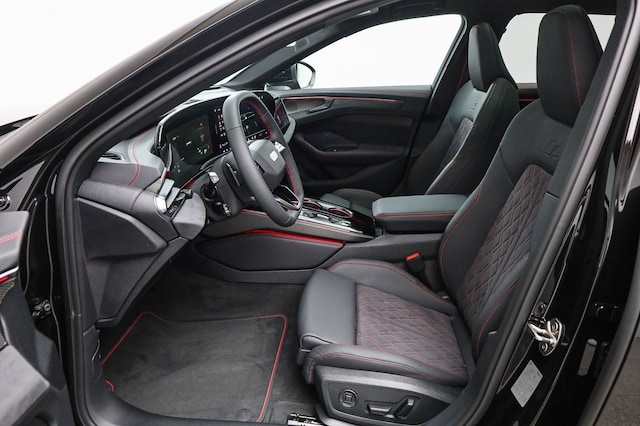 Audi A6 e-tron Avant Quattro