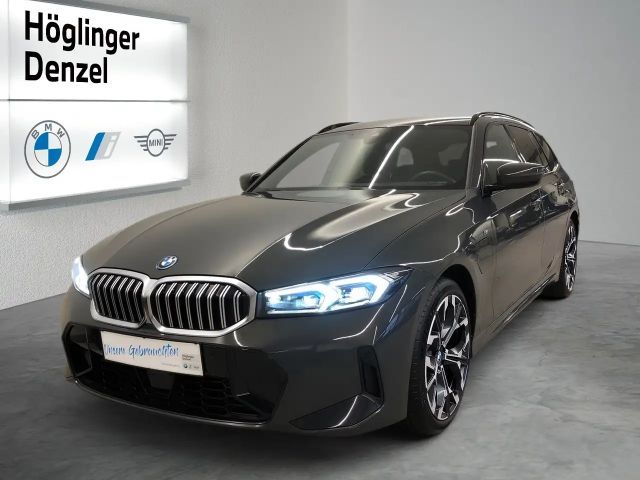 BMW 330 330e xDrive