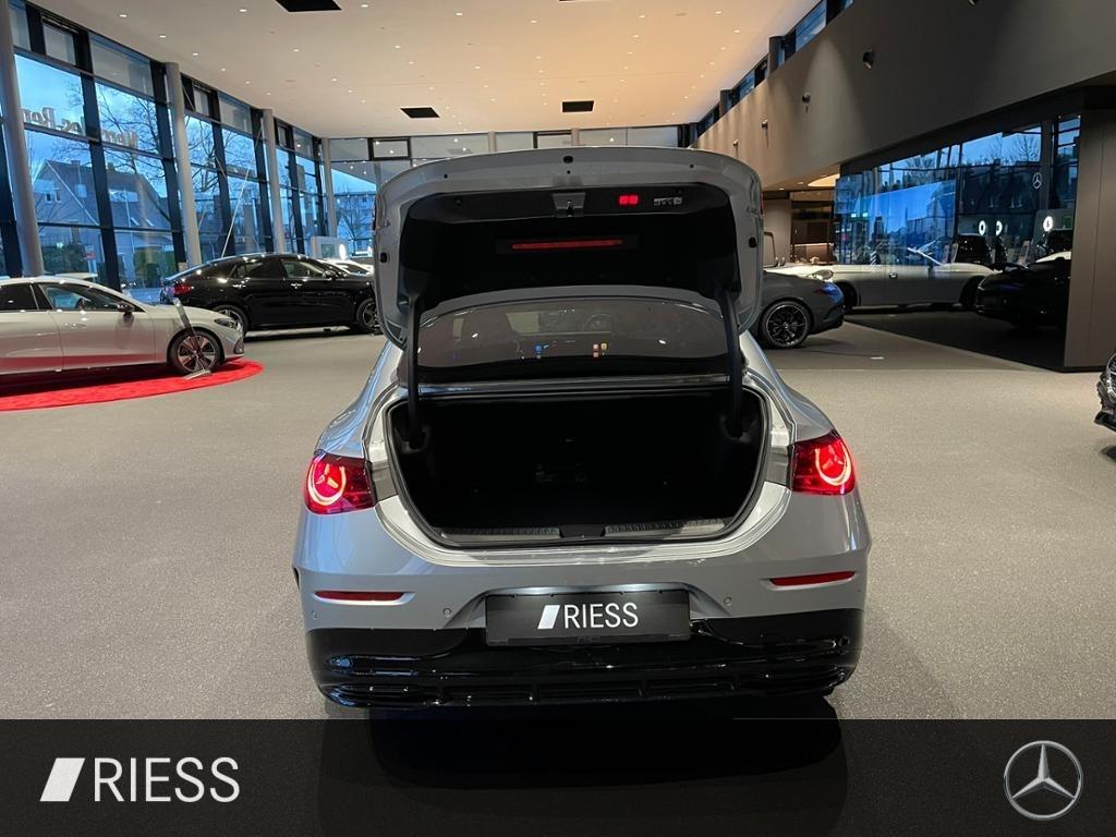 Mercedes-Benz CLA 200 AMG Line