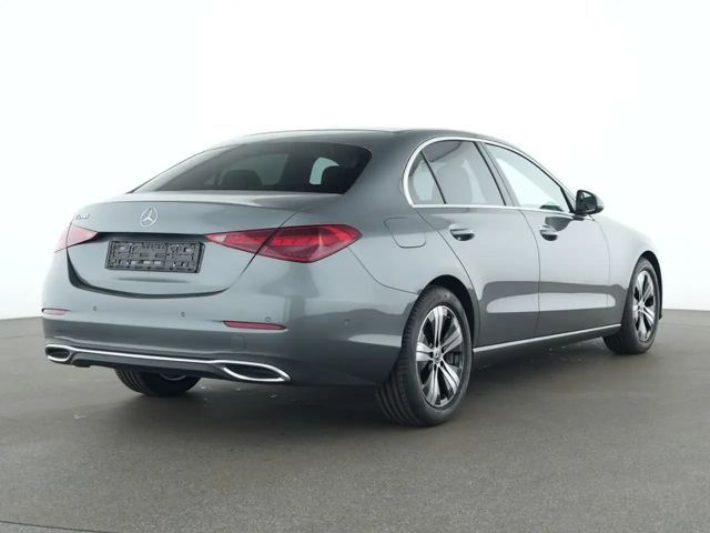 Mercedes-Benz C 200 AVANTGARDE Sedan