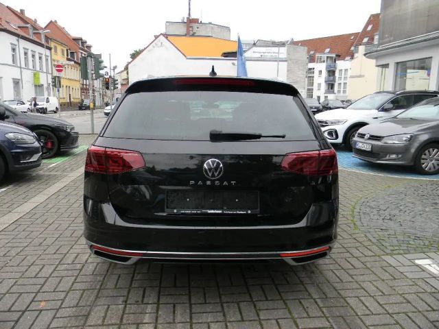 Volkswagen Passat DSG Elegance Elegance Variant