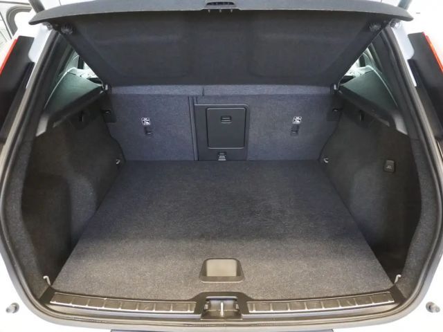 Volvo XC40 Recharge T4