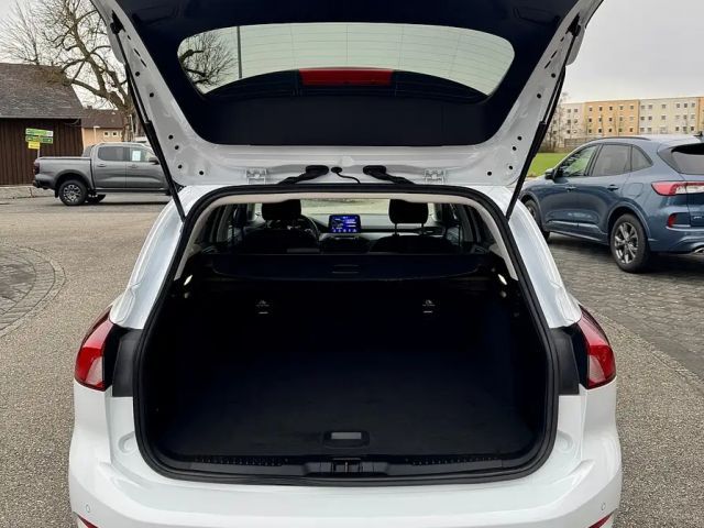 Ford Focus Cool & Connect