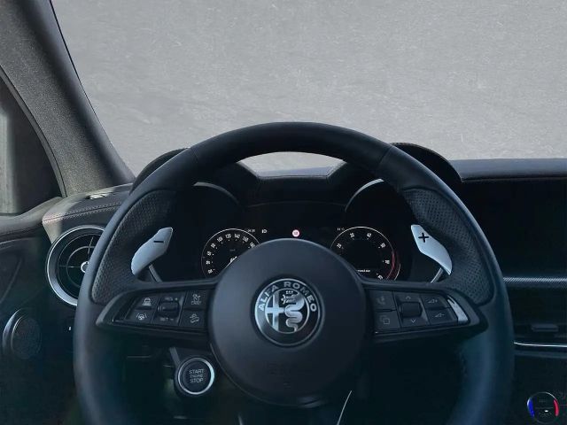 Alfa Romeo Stelvio Q4 Turbo