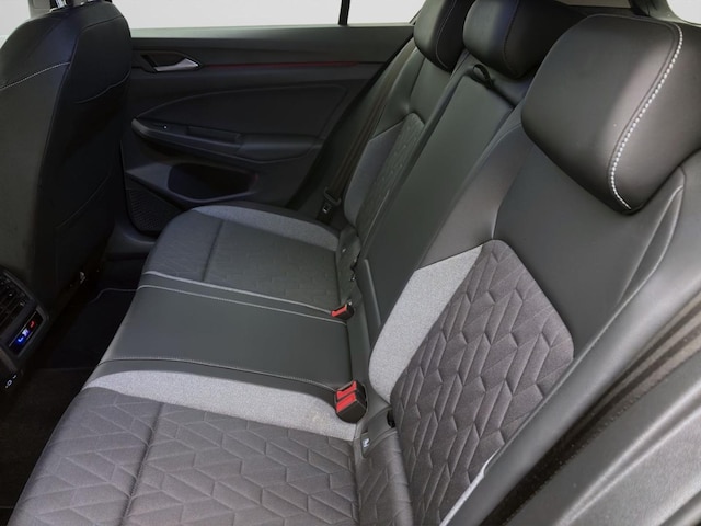 Volkswagen Golf 1.5 TSI