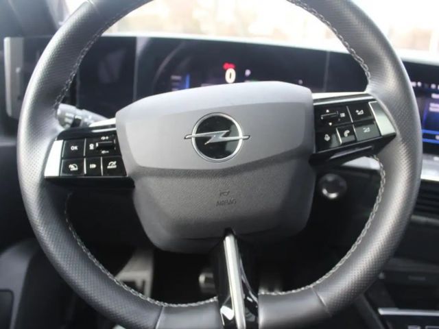 Opel Astra GS-Line Grand Sport