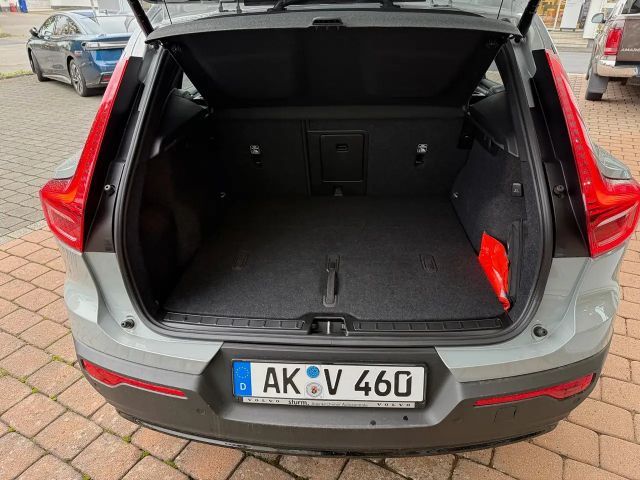 Volvo XC40 Dark Plus