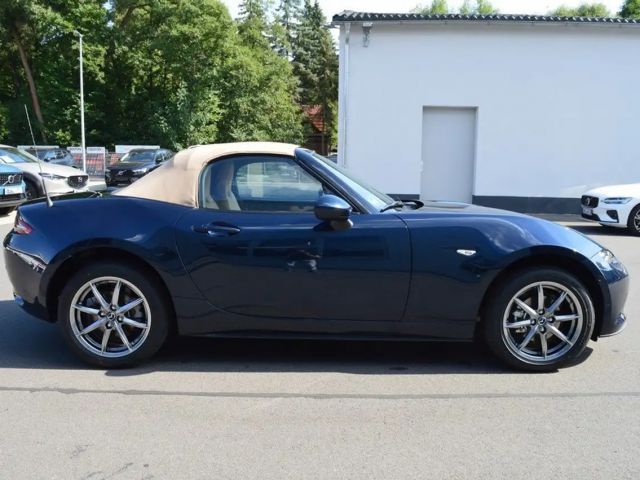 Mazda MX-5 SkyActiv