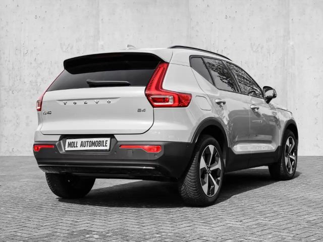 Volvo XC40 Dark Plus