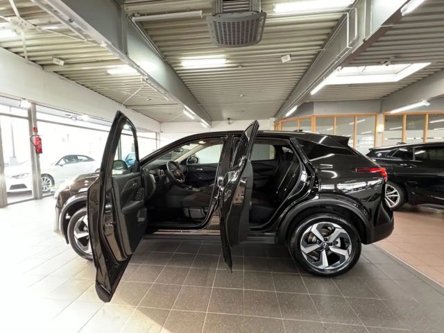 Nissan Qashqai 1.3 Connecta LED+KEYLESS+360°+ACC+VC.