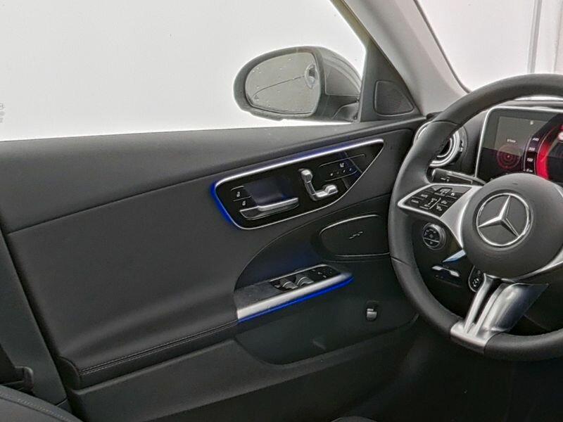 Mercedes-Benz C 220 AVANTGARDE C 220 d Sedan