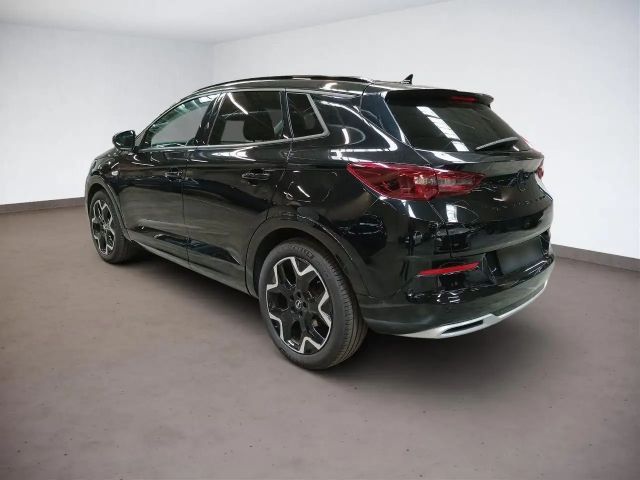 Opel Grandland X alle Extras LED Radar Leder