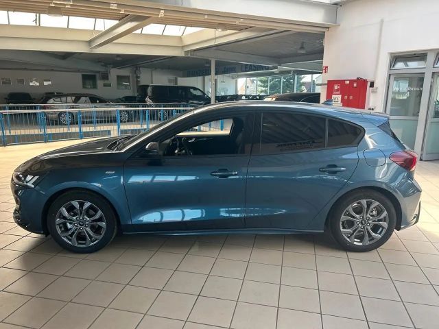 Ford Focus EcoBoost ST Line