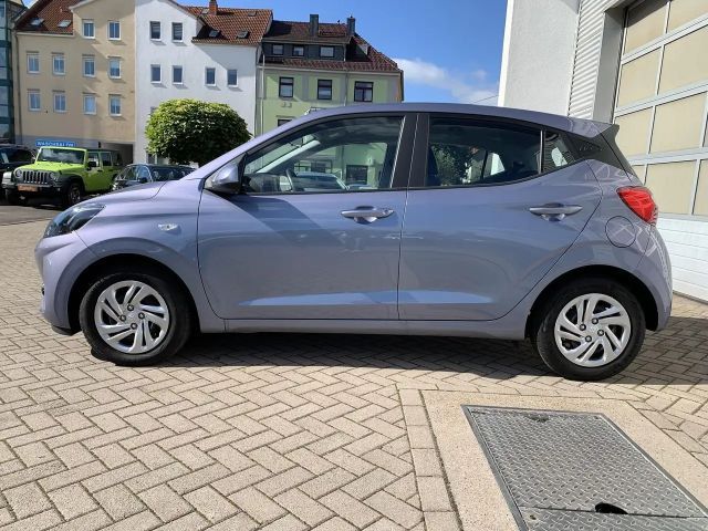 Hyundai i10 1.0T-GDI Virtual+Winterpaket+Kamera+CarPlay