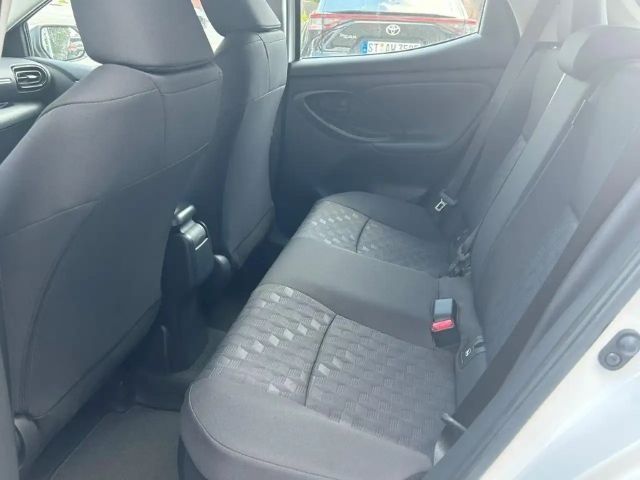 Toyota Yaris Business Hybride