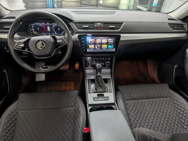 Skoda Superb 2.0 TDI Ambition Combi