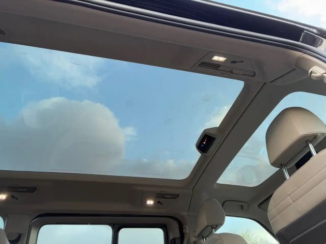 Volkswagen Multivan Lang Style T7