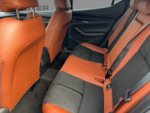 Mazda 3 G140 6MT 2WD NAGISA LED Navi Head-Up